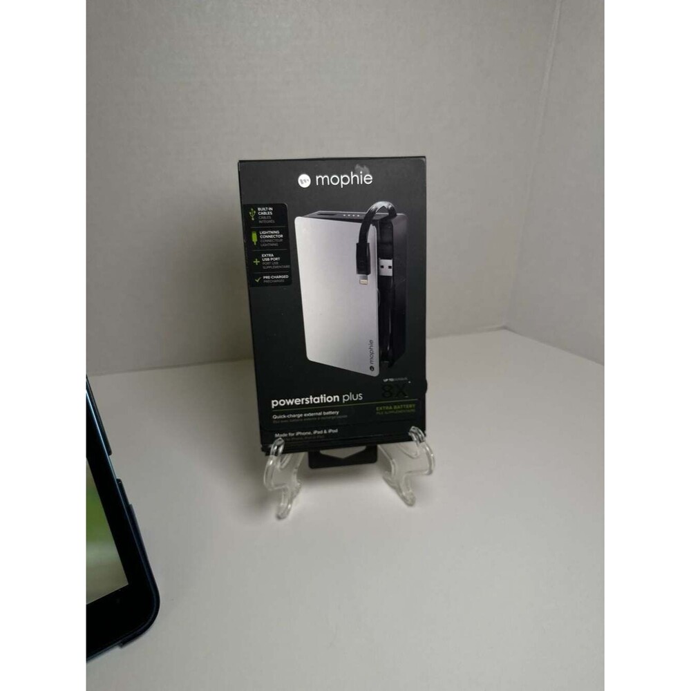 Mophie Powerstation Plus 8X Quick-Charge external battery & Lightning Connector